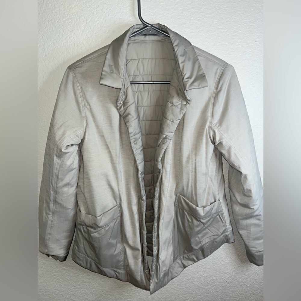 Lululemon Reversible Puffer Jacket - Picture 4 of 14